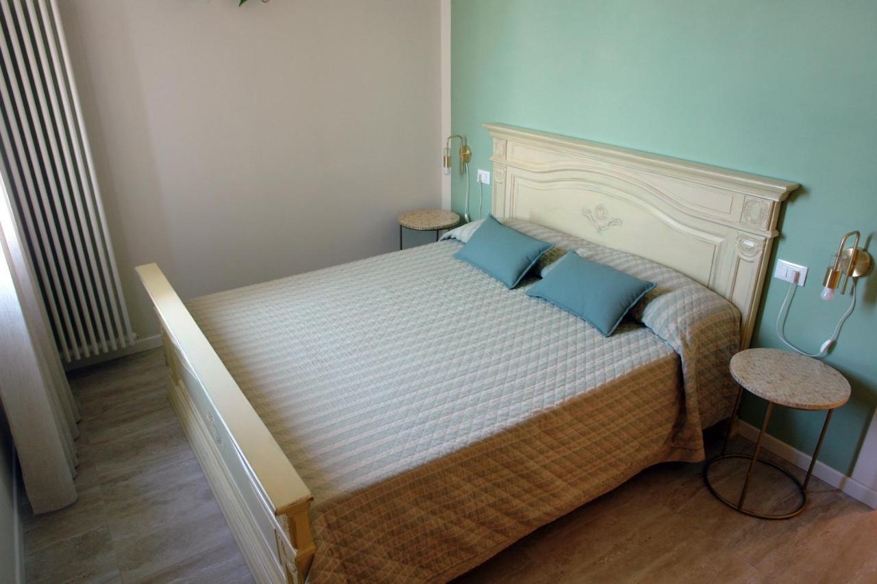 Bed And Breakfast Erilla Centenaro エクステリア 写真