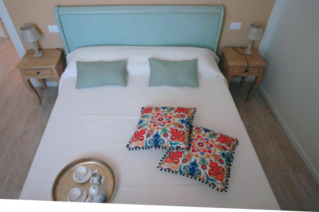 Bed And Breakfast Erilla Centenaro エクステリア 写真